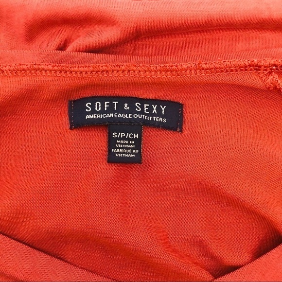 American Eagle Women’s Terracotta Orange Long Sleeve Ruffle Back Top Small - Picture 5 of 5